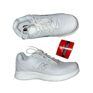 New Balance Women's WW577 Lace Oxford
Brand new never worn
